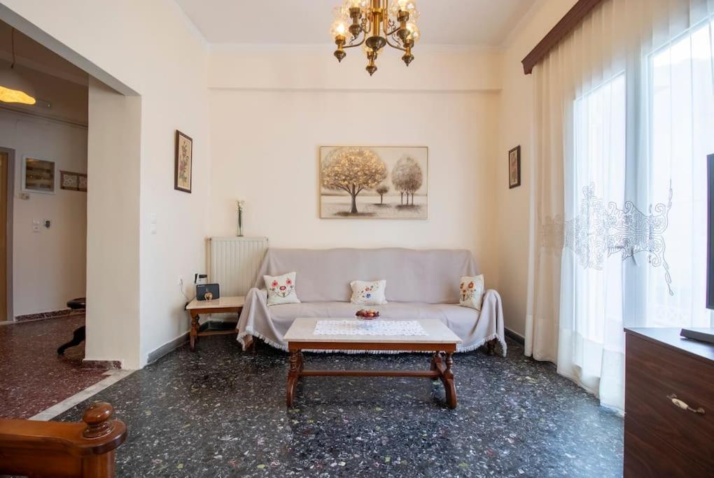 Vintage Charm Apt Near Centre Iraklio Exterior foto
