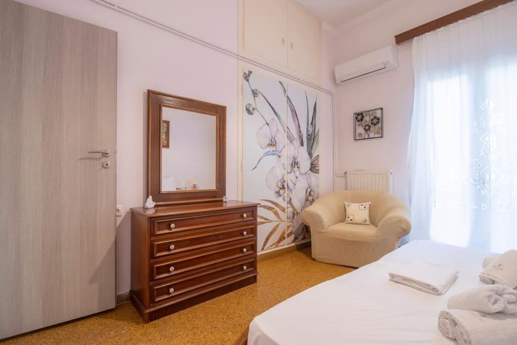 Vintage Charm Apt Near Centre Iraklio Exterior foto